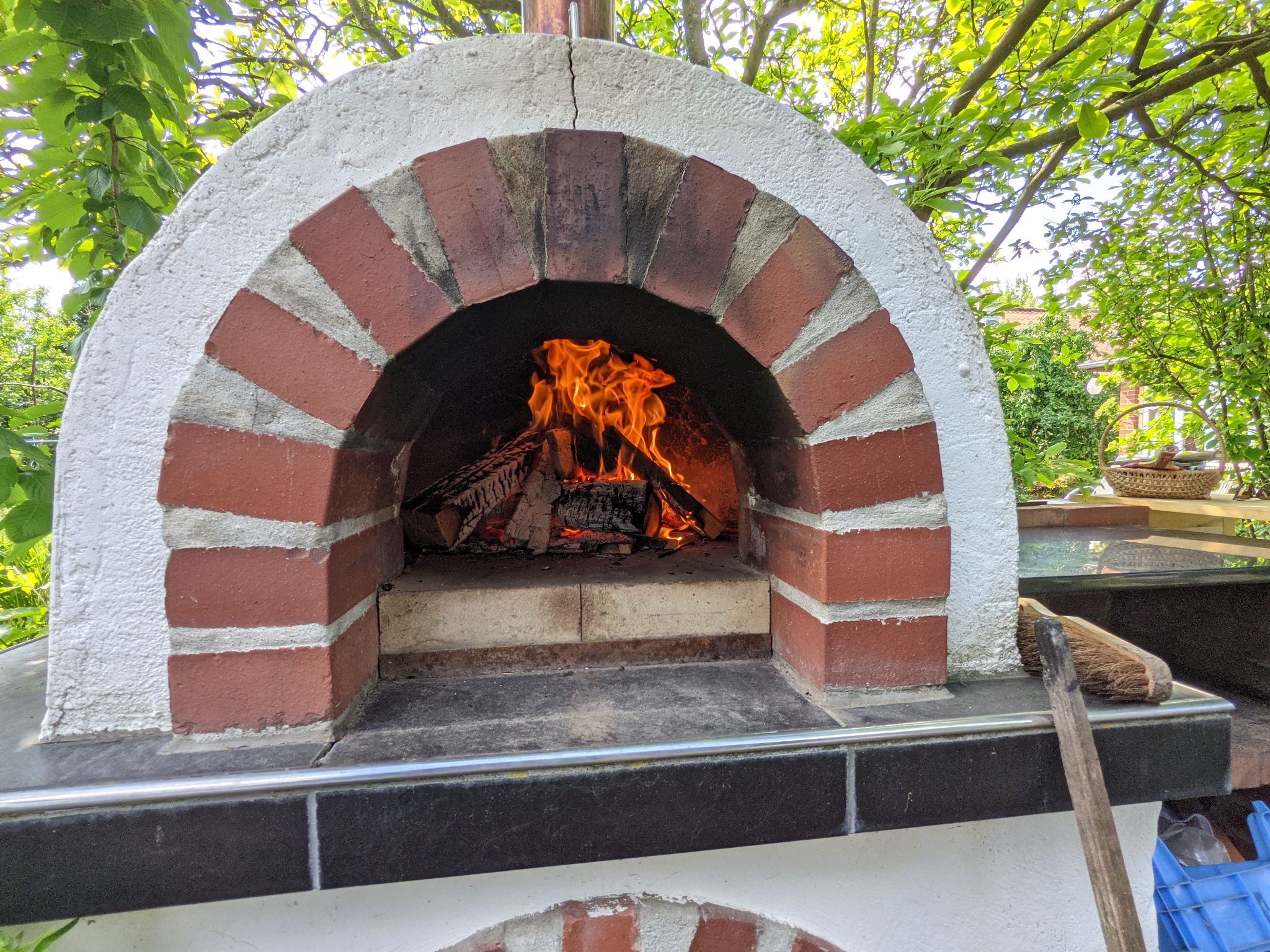 Pizzaofen im Betrieb