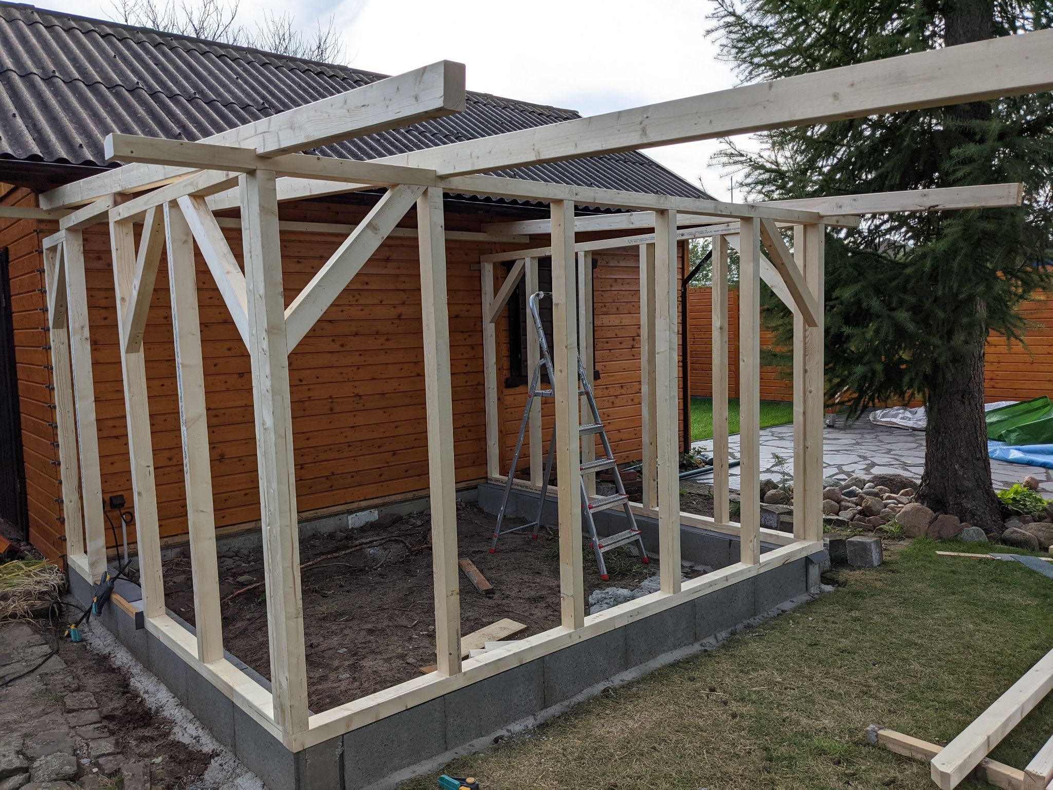 Carport oder Anbau aus Holz